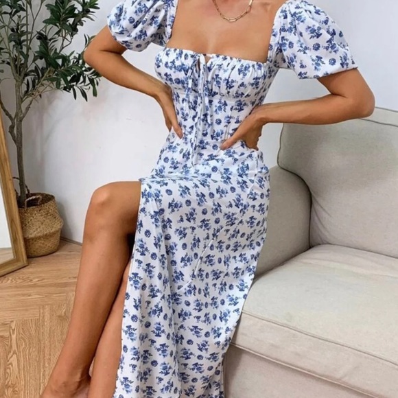 SOLD House of cb - Picture 2 of 7